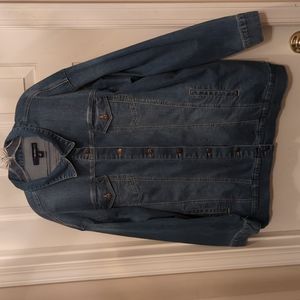 Women's plus size denim jacket
